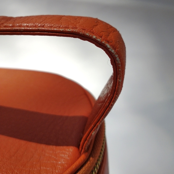 Vintage Valentino vanity case - Picture 6 of 14